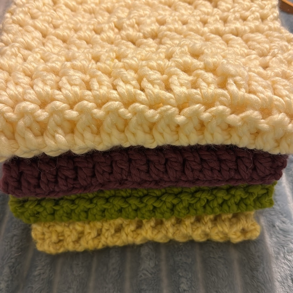 Lot of Chunky Newborn Prop Blankets